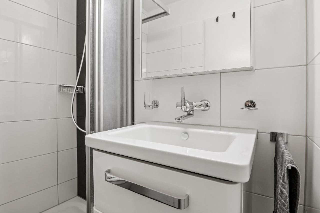 Pearlstay - City Center Twin Bed Workplace Washer Винтертур Екстериор снимка